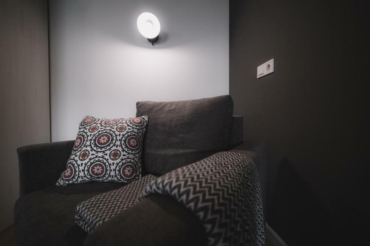 Kostjukowski Apartments Lychakivska 70A 利沃夫 外观 照片